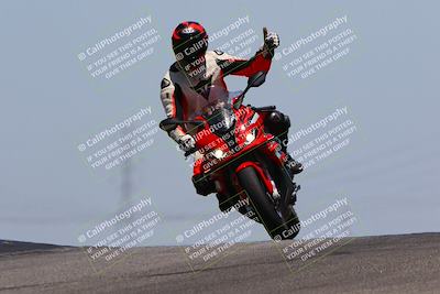 media/May-22-2023-Fastrack Riders (Mon) [[ae7626d9d8]]/Level 2/1230pm (Outside Grapevine)/